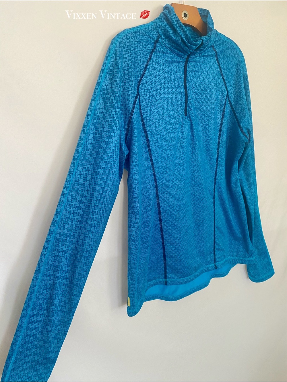 LOLE PERFORMANCE 'STRIKING QUARTER-ZIP LONG SLEEVE TOP' IN BLUE PATTERN